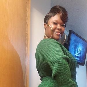 Meet your Posher, Salome